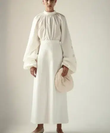Wooden Buttons Skirt White