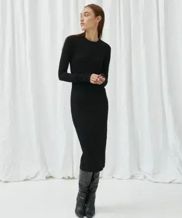 AP007 - Hedvig Dress Black