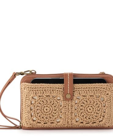 Iris Smartphone Wallet - Hand Crochet - Bamboo Medallion